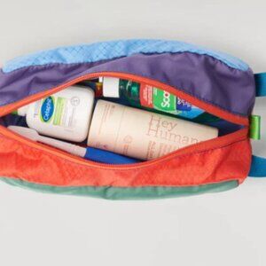 Cotopaxi Dop Kit - Del Dia NWT